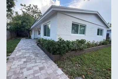 909 NE 10th Avenue # 1, Pompano Beach, FL 33060 - Photo 1