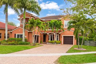 658 Cresta Cir, West Palm Beach, FL 33413 - Photo 1
