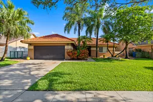 16321 NW 11th St, Pembroke Pines, FL 33028 - Photo 1
