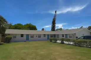 125 W 17th Street W, Riviera Beach, FL 33404 - Photo 1