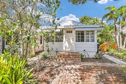 427 N J Street, Lake Worth Beach, FL 33460 - Photo 1