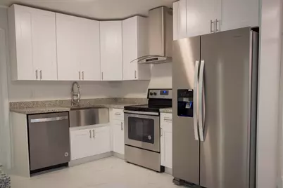 2325 NE 4th Avenue, Boca Raton, FL 33431 - Photo 1
