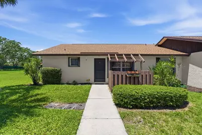 21 VÃ­a De Casas Norte, Boynton Beach, FL 33426 - Photo 1