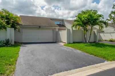 12858 Spinnaker Lane, Wellington, FL 33414 - Photo 1