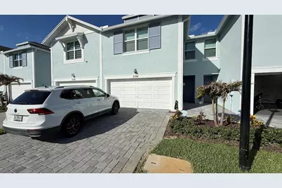 5784 SE Edgewater Circle, Stuart, FL 34997 - Photo 1