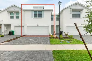 587 Salisbury Cir, Fort Pierce, FL 34982 - Photo 1