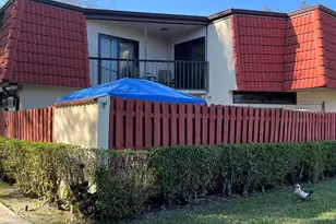 3648 Victoria Dr, West Palm Beach, FL 33406 - Photo 1
