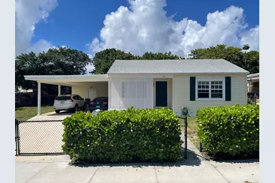 915 33rd Street, West Palm Beach, FL 33407 - Photo 1