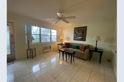 3 Kingswood A, West Palm Beach, FL 33417 - Photo 1