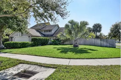 4140 Woods End Road, Boca Raton, FL 33487 - Photo 1