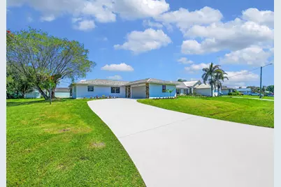 794 SE Albatross Avenue, Port Saint Lucie, FL 34983 - Photo 1