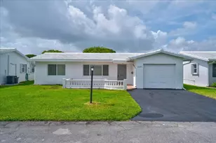 2086 SW 12th Ave, Boynton Beach, FL 33426 - Photo 1