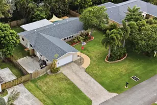 55 W Cypress Rd, Lake Worth, FL 33467 - Photo 1