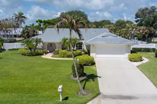 9268 SE Gettysburg Ct, Hobe Sound, FL 33455 - Photo 1