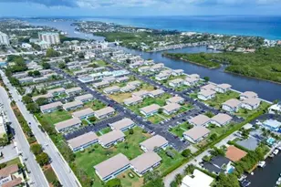 850 E Horizons E, Boynton Beach, FL 33435 - Photo 1