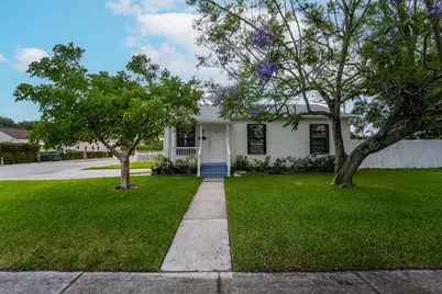 5000 Lake Avenue, West Palm Beach, FL 33405 - Photo 1
