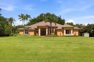 16431 N 77th Trail N, Palm Beach Gardens, FL 33418 - Photo 1