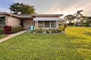 1252 Club Dr W, Delray Beach, FL 33445 - Photo 1