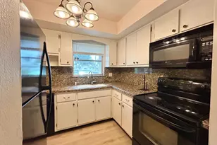 2854 E Ashley Dr Dr E, West Palm Beach, FL 33415 - Photo 1