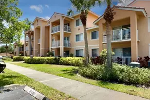 221 SW Palm Dr, Port Saint Lucie, FL 34986 - Photo 1
