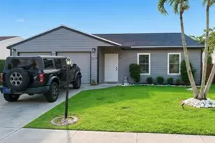 5223 W Canal Cir Circle W, Lake Worth, FL 33467 - Photo 1