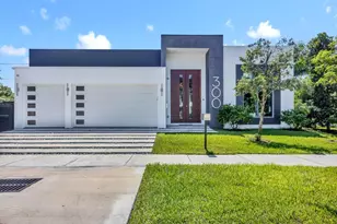 300 NE 21st Ct, Wilton Manors, FL 33305 - Photo 1