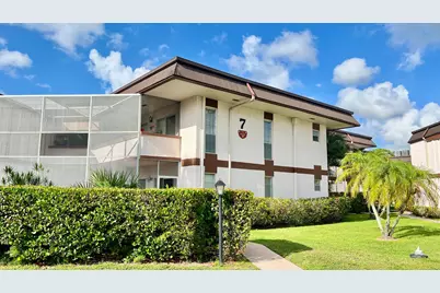 7 Greenway Village N #105, Royal Palm Beach, FL 33411 - Photo 1