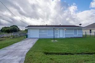 650 SE Evergreen Terrace, Port Saint Lucie, FL 34983 - Photo 1