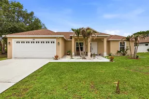 713 NW Biscayne Dr, Port Saint Lucie, FL 34983 - Photo 1