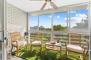 9451 Evergreen Pl, Davie, FL 33324 - Photo 1