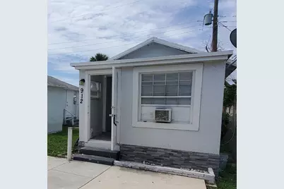 912 8th Street, West Palm Beach, FL 33401 - Photo 1