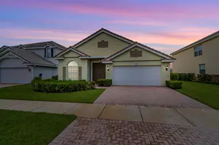 11500 SW Glengarry Ct, Port Saint Lucie, FL 34987 - Photo 1