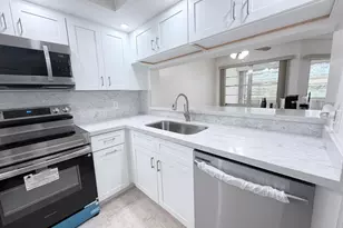 1000 SW 125th Ave, Pembroke Pines, FL 33027 - Photo 1
