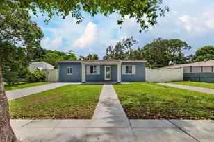 128 SW 22nd Terrace, Fort Lauderdale, FL 33312 - Photo 1