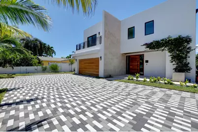 855 NW 4th Avenue, Boca Raton, FL 33432 - Photo 1