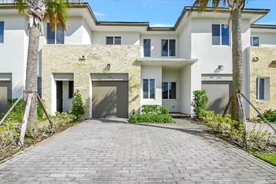 220 Pioneer Way, Royal Palm Beach, FL 33411 - Photo 1