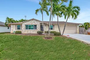 661 SE Crescent Ave, Port Saint Lucie, FL 34984 - Photo 1