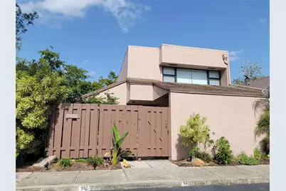 971 NW 122nd Terrace, Pembroke Pines, FL 33026 - Photo 1