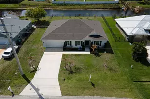 138 SW Carter Ave, Port Saint Lucie, FL 34983 - Photo 1