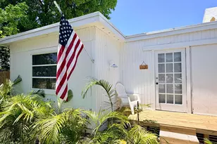 1124 18th Ave N, Lake Worth, FL 33460 - Photo 1