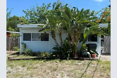 380 Manchester Street, Boca Raton, FL 33487 - Photo 1