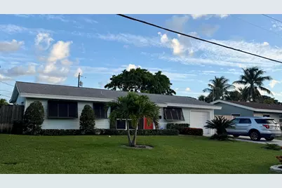 474 NE 38th Street, Boca Raton, FL 33431 - Photo 1