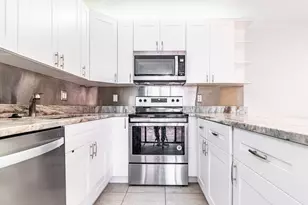 2826 SW 12th St, Deerfield Beach, FL 33442 - Photo 1