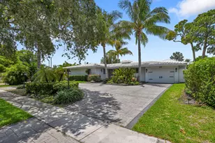 901 SE 12th Ave, Deerfield Beach, FL 33441 - Photo 1