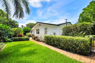 844 Avon Road, West Palm Beach, FL 33401 - Photo 1
