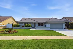 9284 Laurel Green Dr, Boynton Beach, FL 33437 - Photo 1