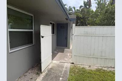 1126 NE 16th Place #3, Fort Lauderdale, FL 33305 - Photo 1