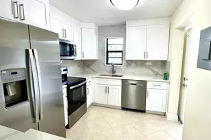 9440 SW 8th St, Boca Raton, FL 33428 - Photo 1