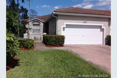 7651 S Aragon Boulevard #1, Sunrise, FL 33322 - Photo 1