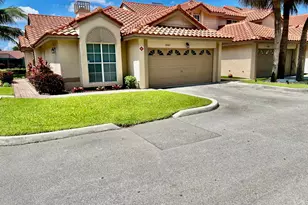10840 Cypress Glen Dr, Coral Springs, FL 33071 - Photo 1